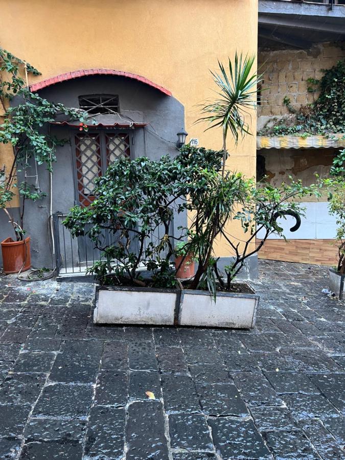 Petite Suite Naples Exterior photo
