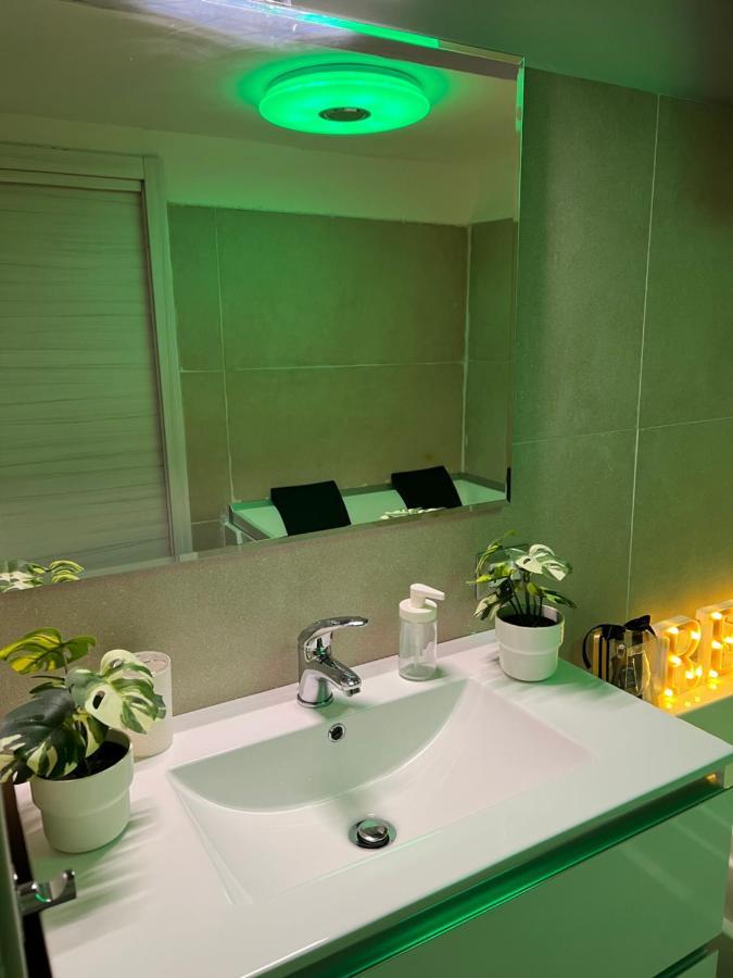 Petite Suite Naples Exterior photo