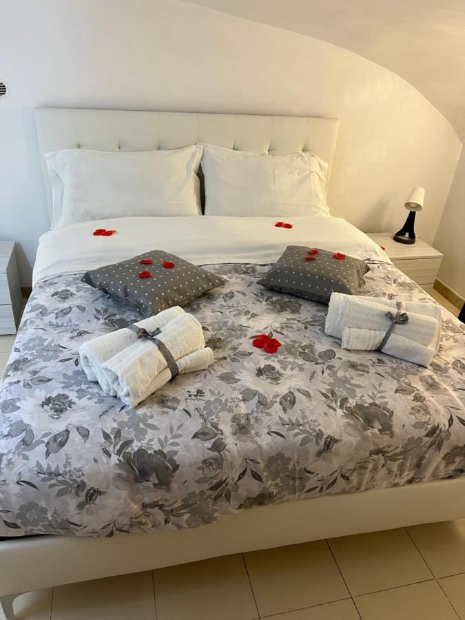 Petite Suite Naples Exterior photo