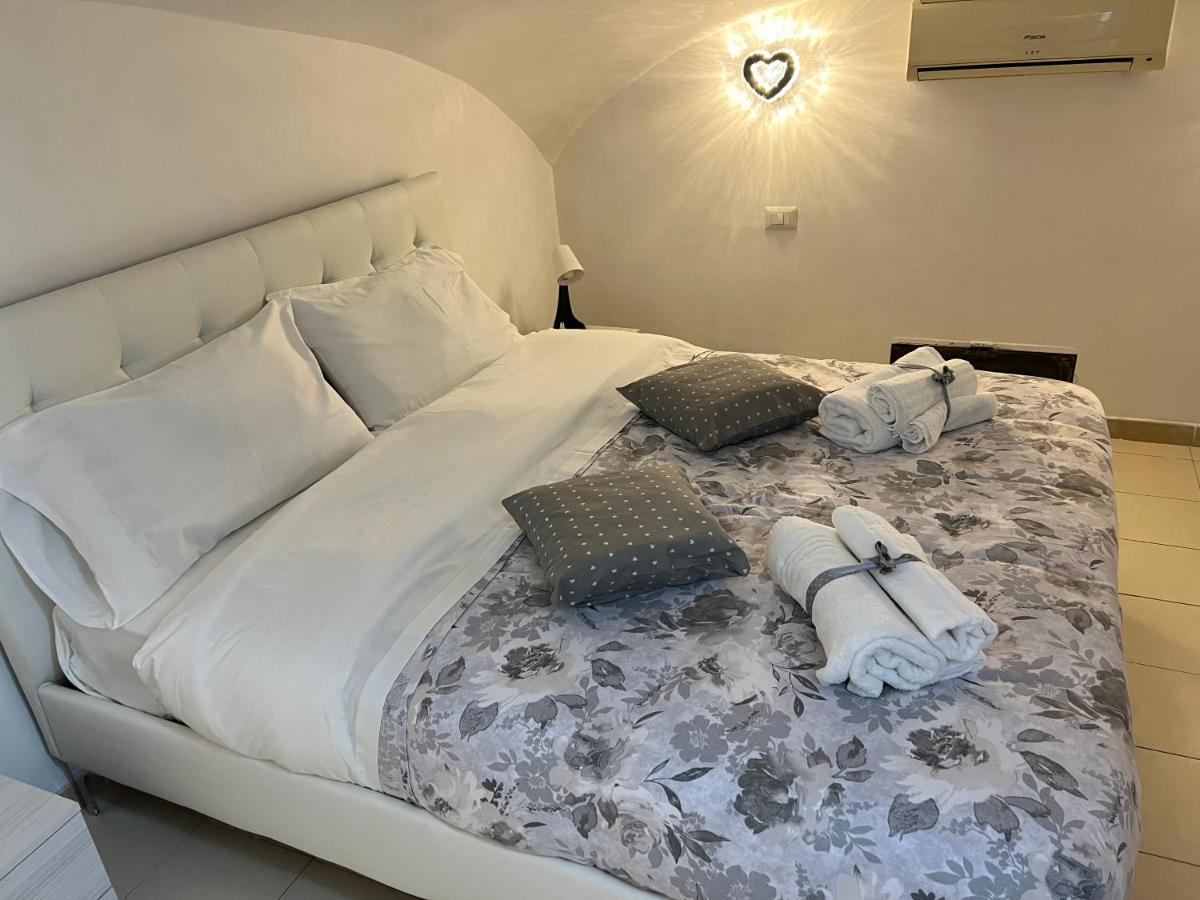 Petite Suite Naples Exterior photo